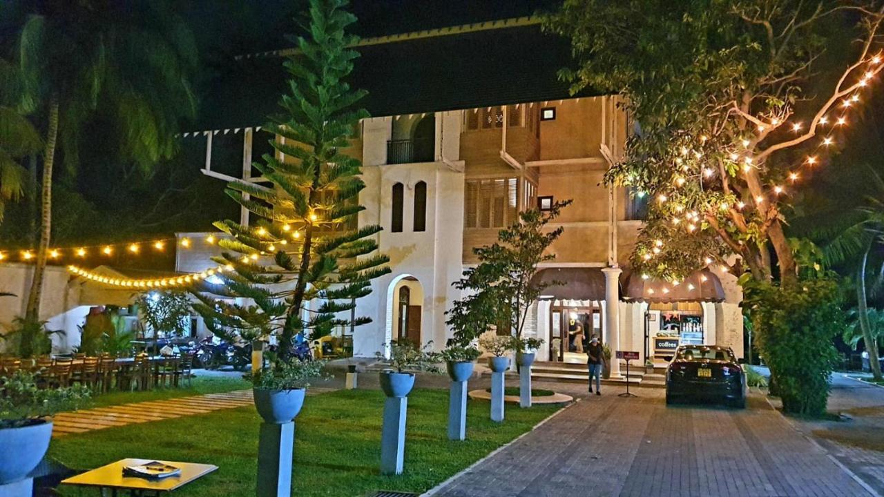 Hotel Leaf On Lagoon Negombo Exterior foto